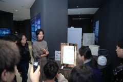 更关怀AI能创制什么